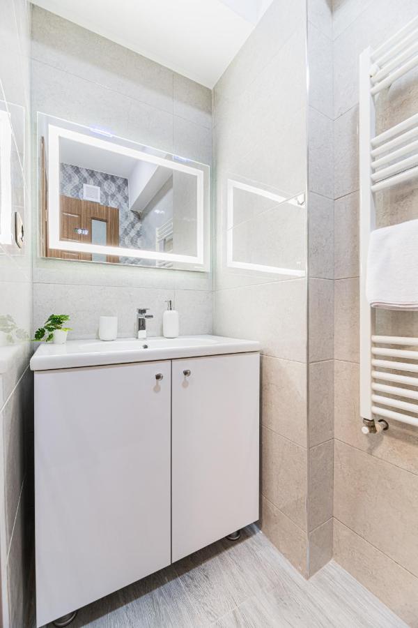 Isaran 2D4E Apartment Braşov Exteriör bild