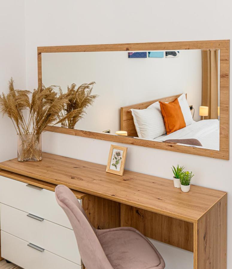 Isaran 2D4E Apartment Braşov Exteriör bild